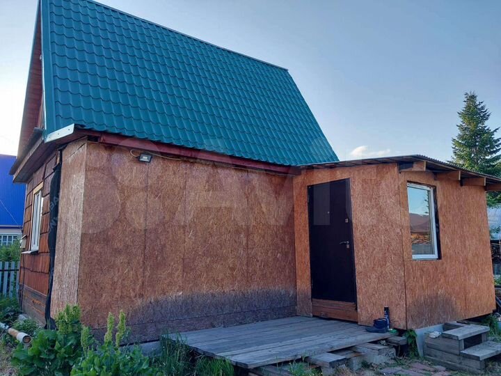 Дом 48 м² на участке 8 сот.