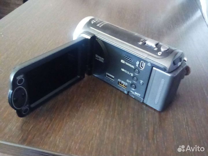 Видеокамера panasonic HC-V100