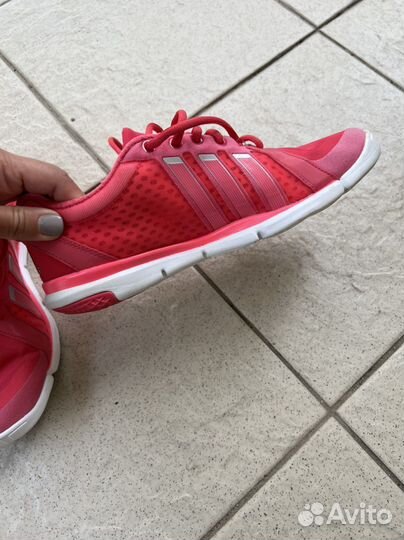 Кроссовки adidas оригинал