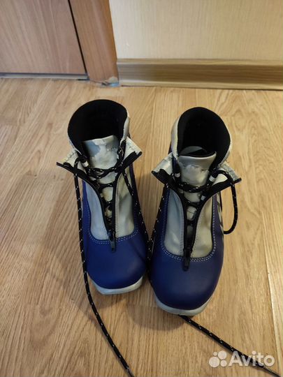 Лыжные ботинки 37