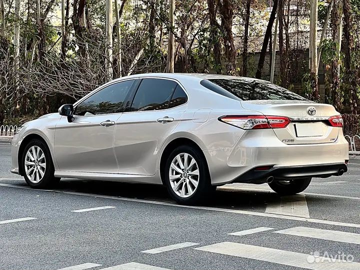 Toyota Camry 2.0 CVT, 2021, 20 000 км