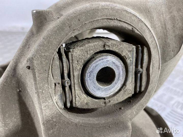 Кулак поворотный задний правый Audi A6 C7 CYP 2017