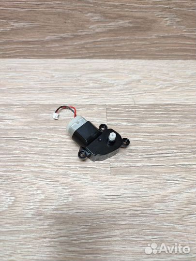 Мотор левой щетки робота-пылесоса Tefal rg6825wh