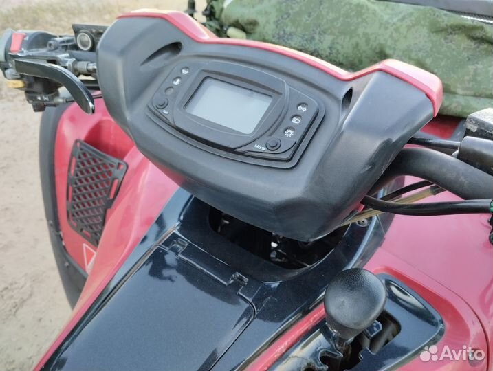 Продам квадроцикл Gamax AX600