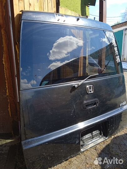 Дверь багажник, на honda stepwgn