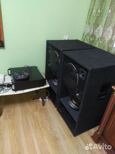 Музыкальная аппаратура,мощная акустика