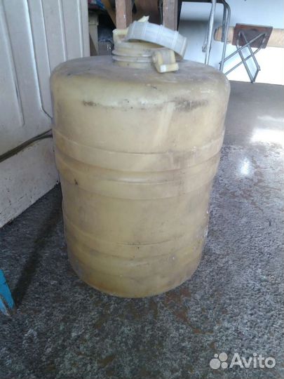 Емкость для воды