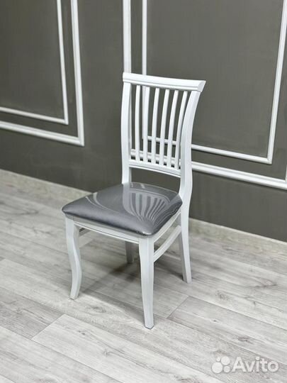 Столы и стулья новые