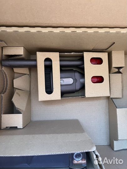 Пылесос dyson v10