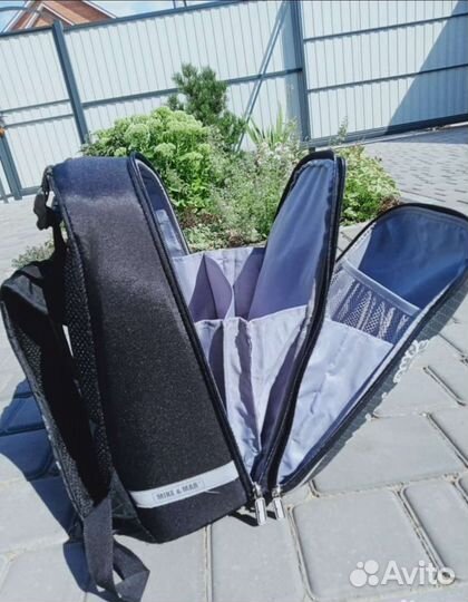 Школьный рюкзак