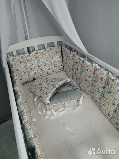 Бортики в кроватку новые