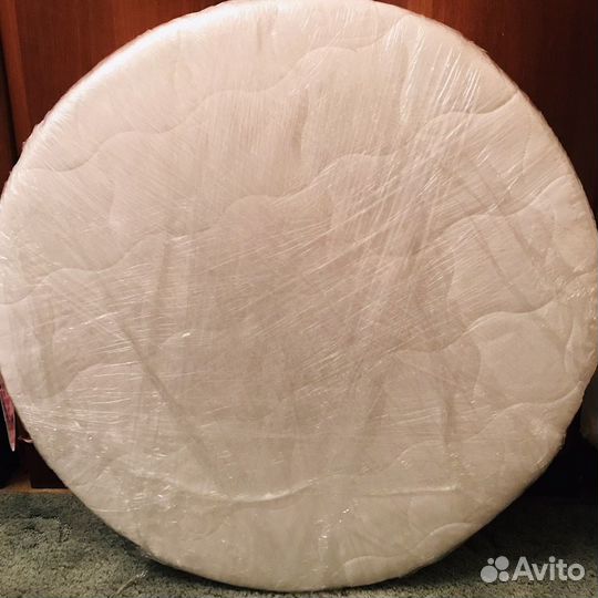 Матрас в круглую кроватку