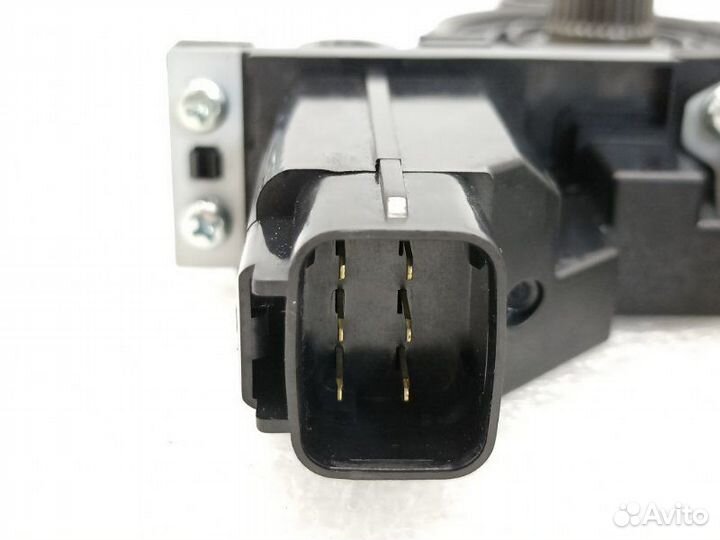 Моторчик стеклоподъемника задний правый Kia