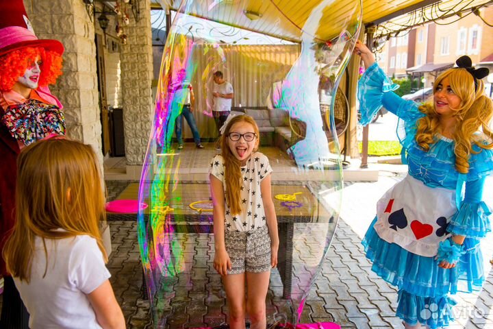 Весёлые аниматоры на детский праздник