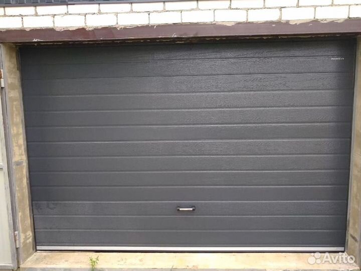 Гаражные ролетные ворота