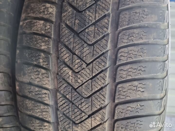 Pirelli Scorpion 275/40 R21 и 315/35 R21 107V