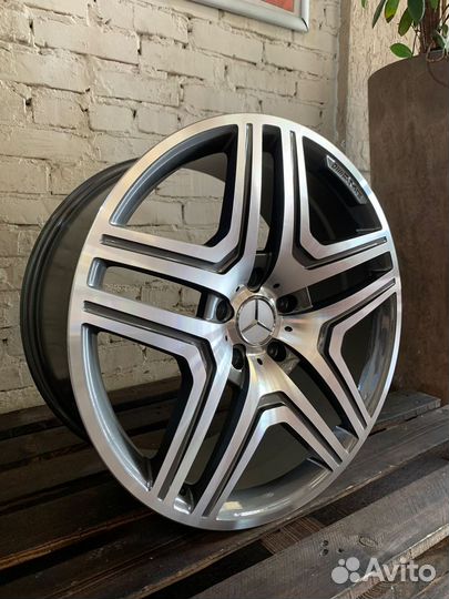 Литые диски на Mercedes G класс Gelenvagen R21