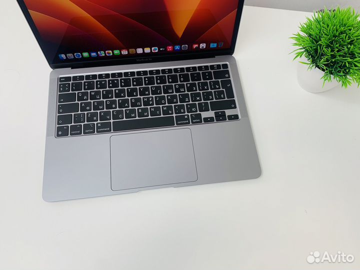 Apple MacBook Pro 13 2017 TouchBar