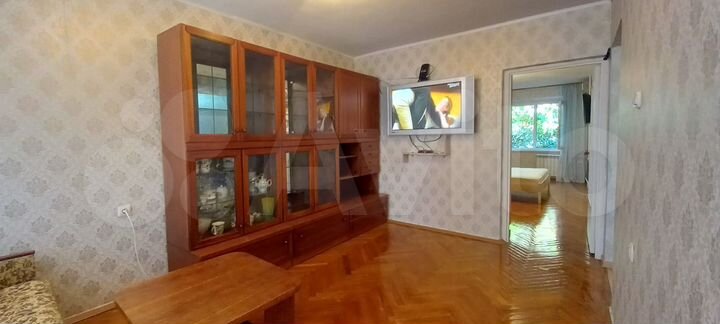 2-к. квартира, 54 м², 3/5 эт.
