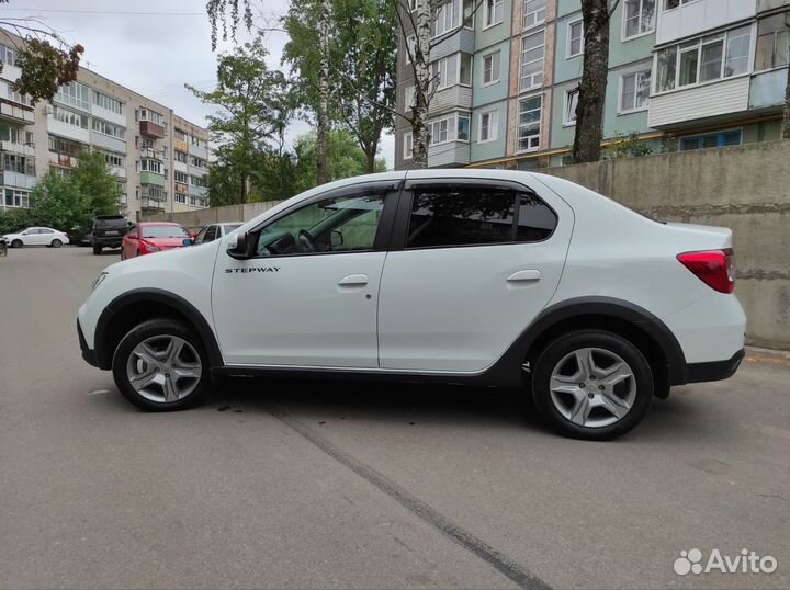 Renault Logan Stepway 1.6 МТ, 2021, 76 150 км