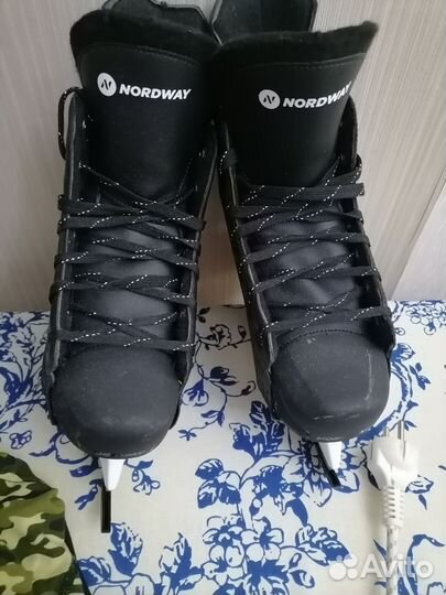 Коньки хоккейные детские36