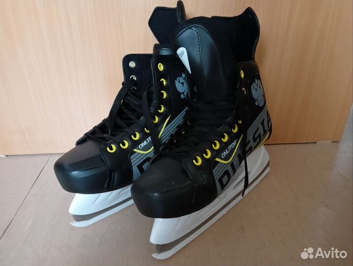 Коньки 43 44