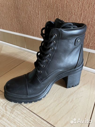 Ботинки женские prada