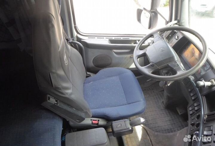 Pазбираем грузовик Volvo FH 2005-2008