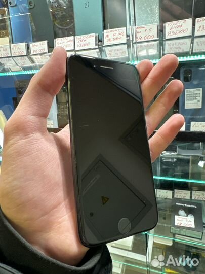 iPhone 7, 32 ГБ