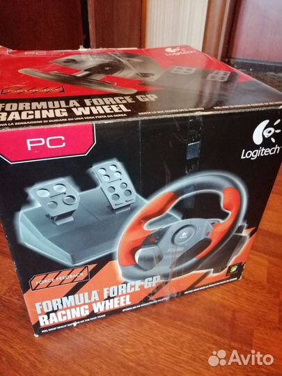 Игровой руль с педалями для пк