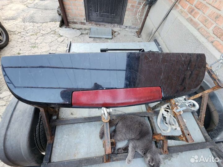 Спойлер багажника range rover sport