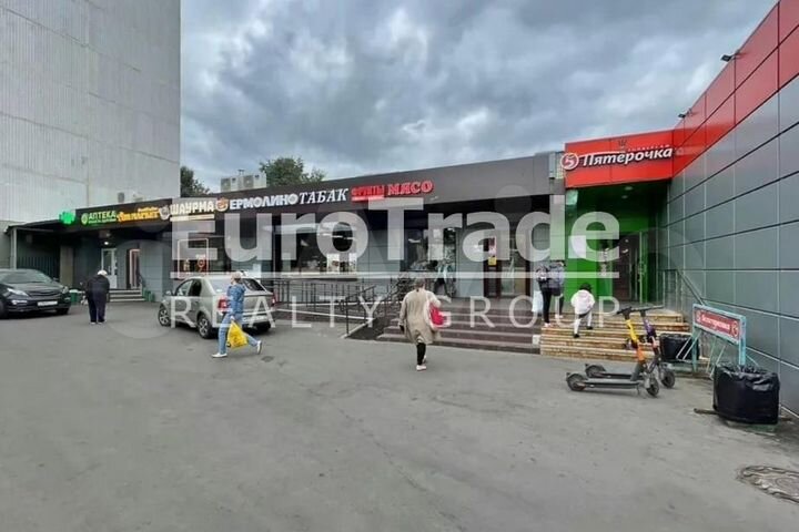 Продам торговое помещение, 348 м²