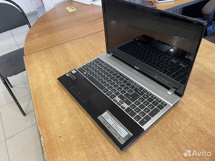 Acer v3-571G Core i7-3632QM/12Gb/SSD/GT630M 2Gb