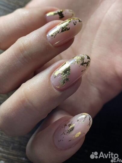 Маникюр и педикюр