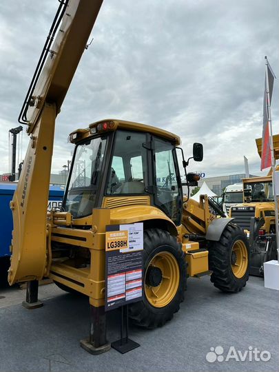 Экскаватор-погрузчик LuGong LG388H, 2023