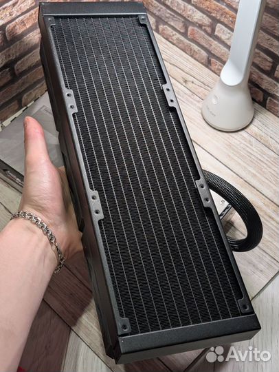 Новая видеокарта MSI RTX 5080 suprim liquid SOC