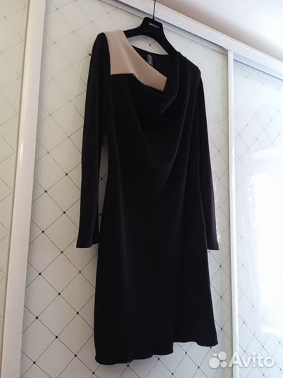 Новое брендовое платье