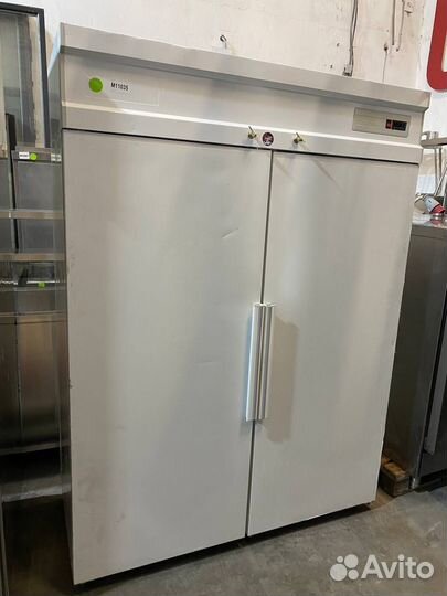 Холодильный шкаф