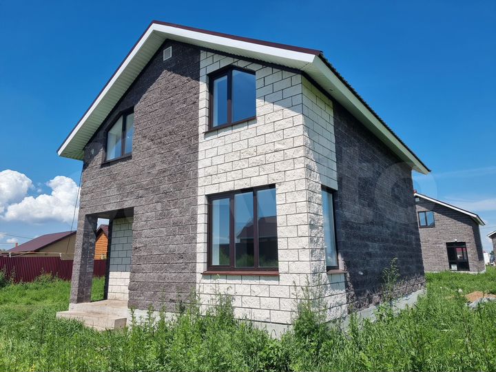 Дом 101 м² на участке 6 сот.