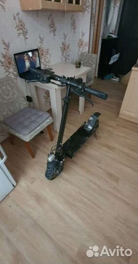 Электросамокат Ultron T10 полноприводный