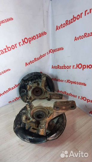 Поворотный кулак Toyota Camry SV41