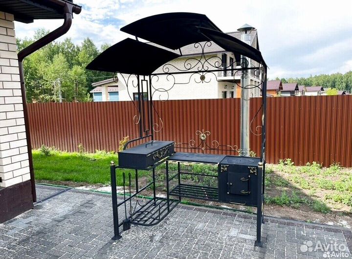 Мангал с лавочкой