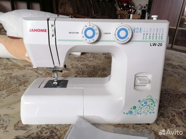 Швейная машина Janome новая