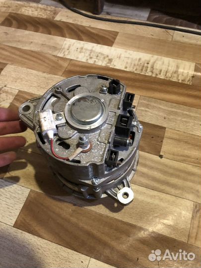 Продам гениратор на урал 4320