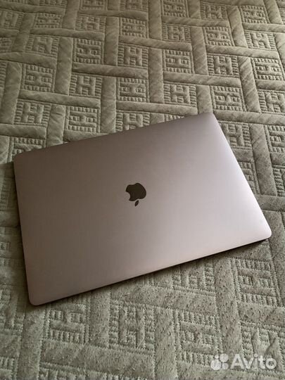 Apple MacBook Pro 16 2019 i9/16gb/5500/1TB