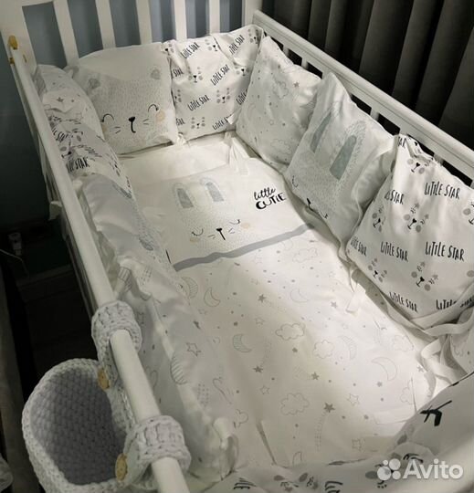 Набор в детскую кроватку
