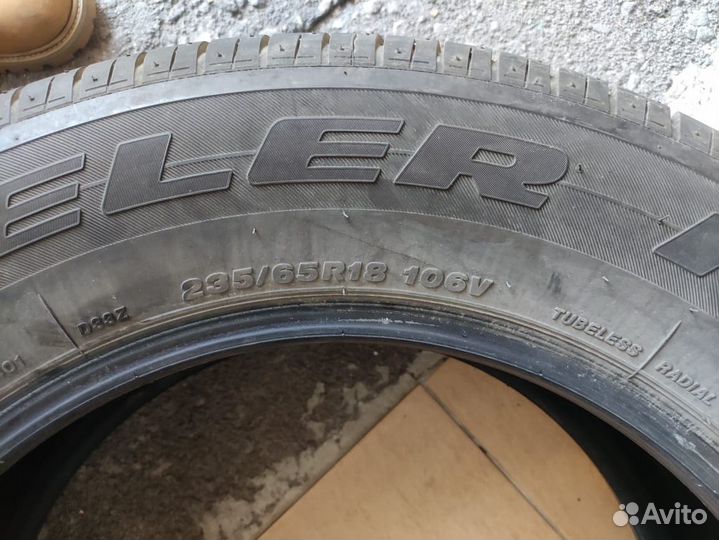 Bridgestone Dueler H/T 33 235/65 R18