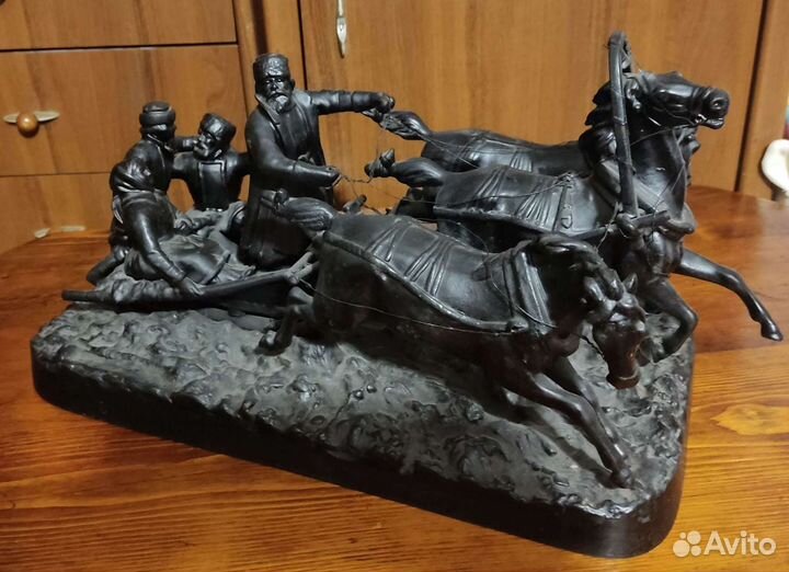 Статуэтки чугун