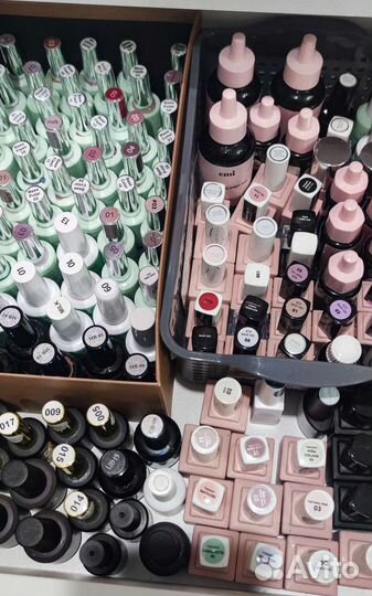 Гель-лак премиум класса от Emi