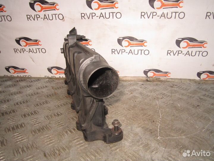 Коллектор впускной Ford Transit 6 2.0 Diz 2000-06